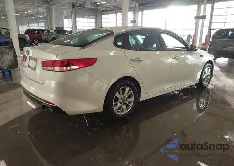 2017 Kia Optima Lx z USA, uszkodzony, nr VIN KNAGT4L36H5145705